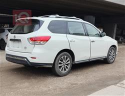 نيسان باثفايندر